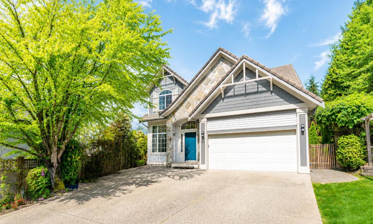 122 Chestnut Court