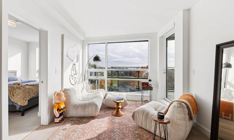 408-7638 Cambie Street