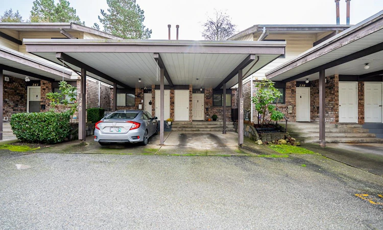 239-7447 140 Street