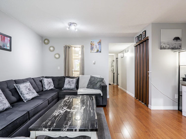 239-7447 140 Street, Surrey, BC, V3W 6G5 - 8