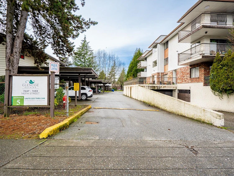 239-7447 140 Street, Surrey, BC, V3W 6G5 - 2
