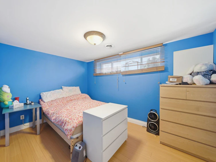5679 Clinton Street, Burnaby, BC, V5J 2M2 - 34