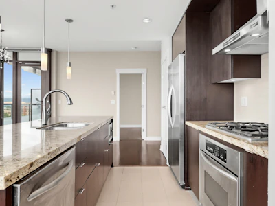 2902-7088 18th Avenue - 4