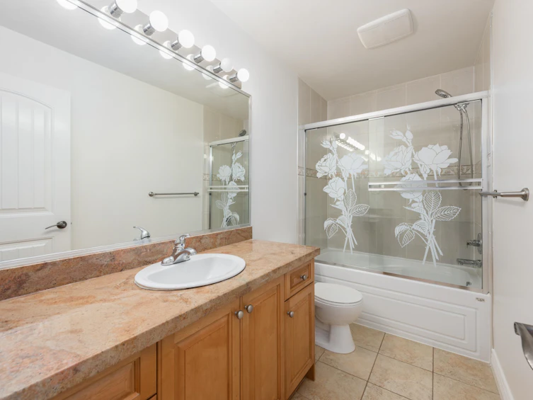 6014 Rumble Street, Burnaby, BC, V5J 2C5 - 14