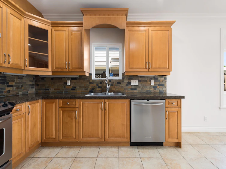 6014 Rumble Street, Burnaby, BC, V5J 2C5 - 6