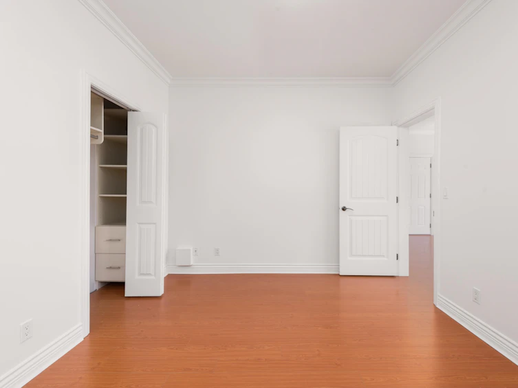 6014 Rumble Street, Burnaby, BC, V5J 2C5 - 12