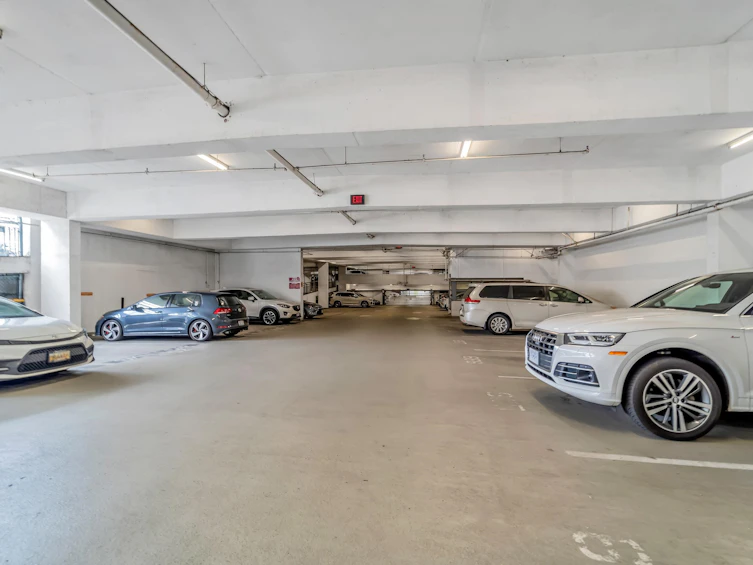 819-8080 Cambie Road, Richmond, BC, V6X 0C1 - 25