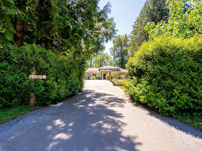 21924 6 Avenue - 2