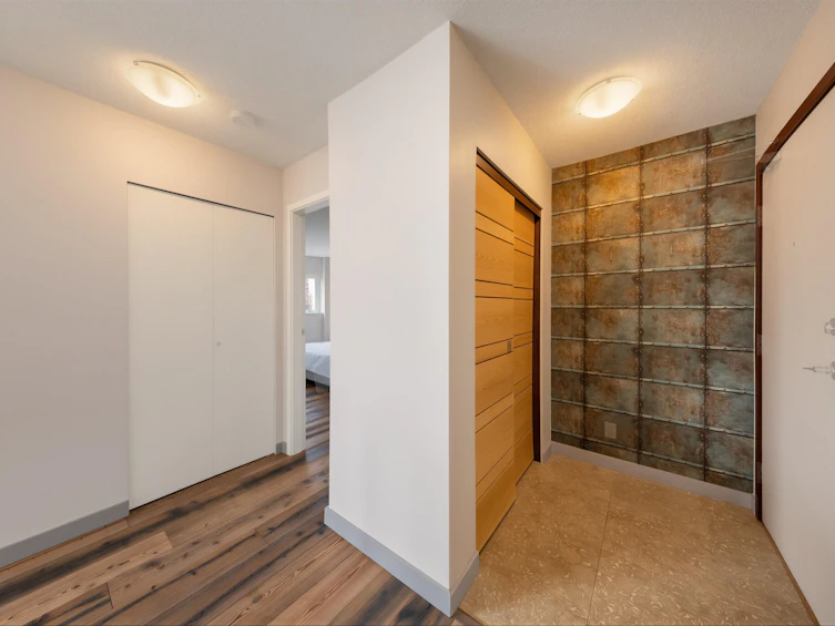 1007-918 Cooperage Way, Vancouver, BC, V6B 0A7 - 3
