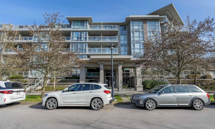 228-9373 Hemlock Drive