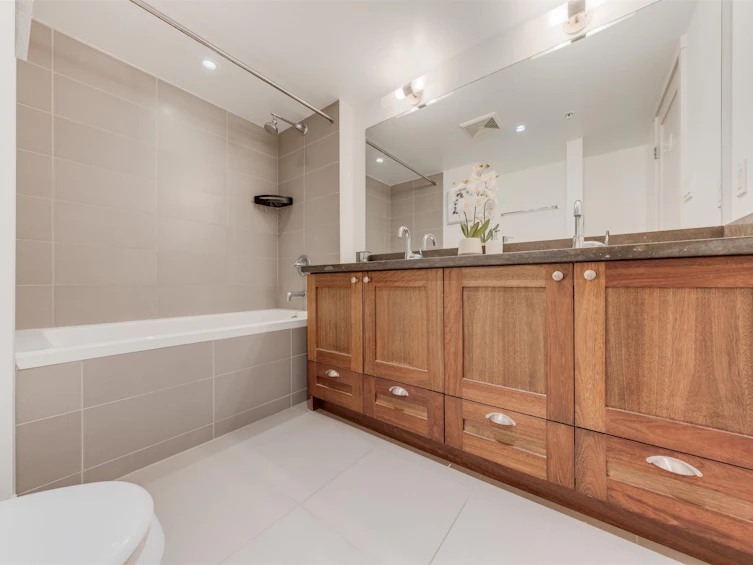 228-9373 Hemlock Drive, Richmond, BC, V6Y 0A9 - 20