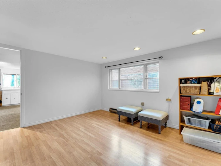 360 Keith Road, West Vancouver, BC, V7T 1L7 - 20