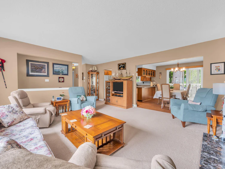 5015 204 Street, Langley, BC, V3A 7J9 - 9
