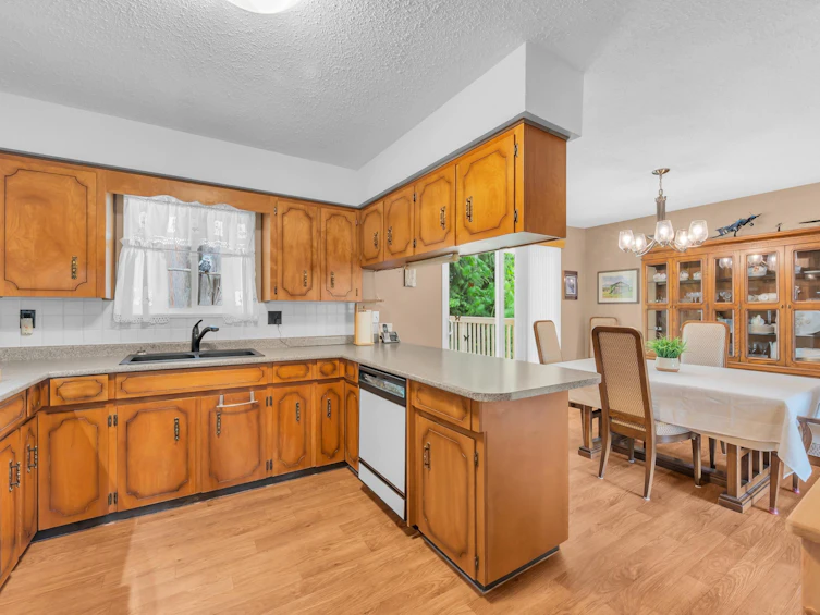 5015 204 Street, Langley, BC, V3A 7J9 - 14