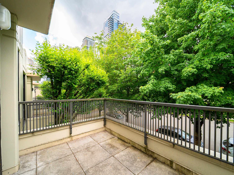 8-4333 Central Boulevard, Burnaby, BC, V5H 4W8 - 28