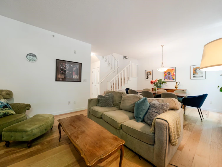 8-4333 Central Boulevard, Burnaby, BC, V5H 4W8 - 7