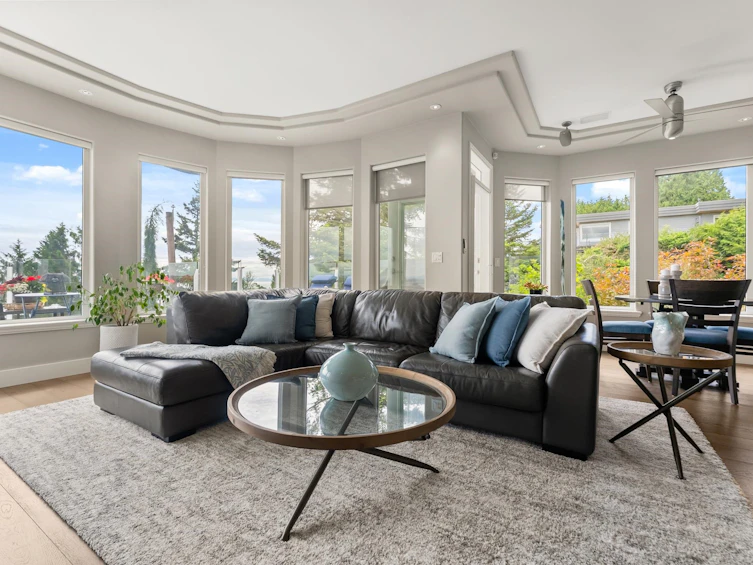 15507 Columbia Avenue, Surrey, BC, V4B 1K5 - 9