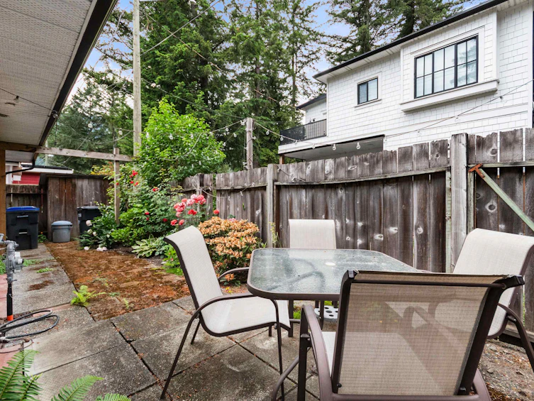 372 Cedar Street, Cultus Lake, BC, V2R 4Z1 - 22