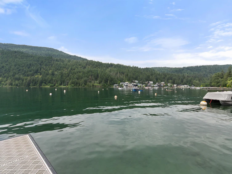 372 Cedar Street, Cultus Lake, BC, V2R 4Z1 - 29