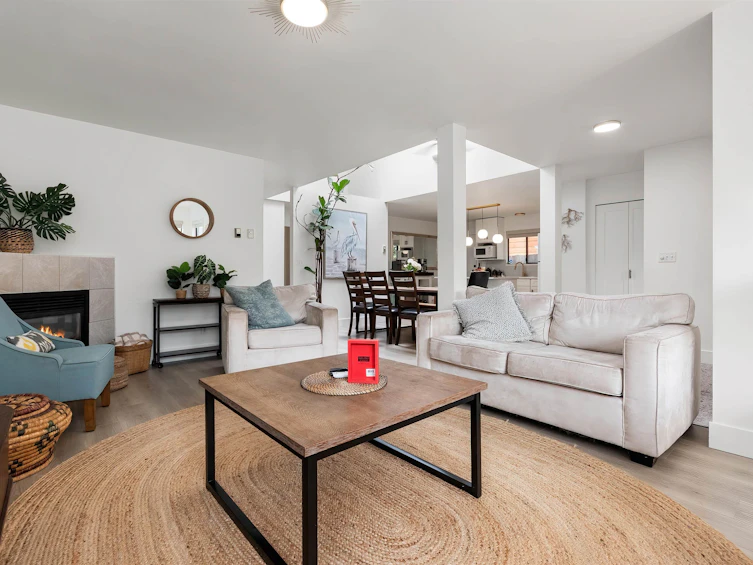 372 Cedar Street, Cultus Lake, BC, V2R 4Z1 - 11