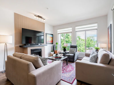 315-10180 153 Street - 3