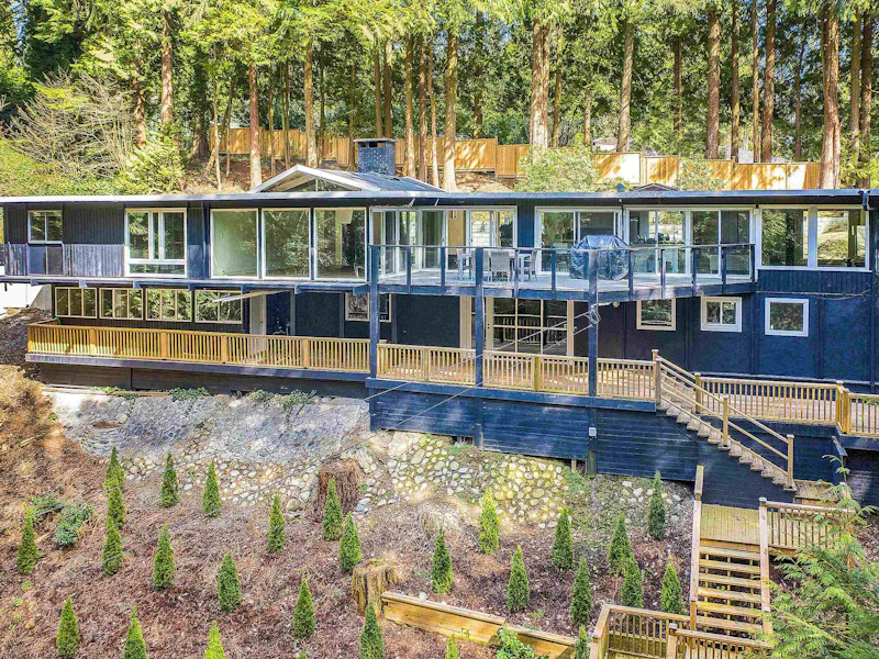 530 Hadden Drive, West Vancouver BC V7S 1G7