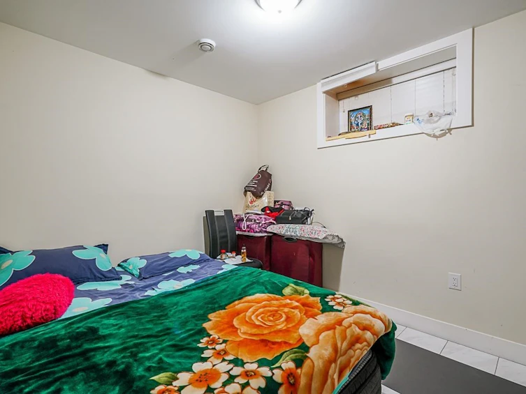 1838 E 49th Avenue, Vancouver, BC, V5P 1T3 - 38