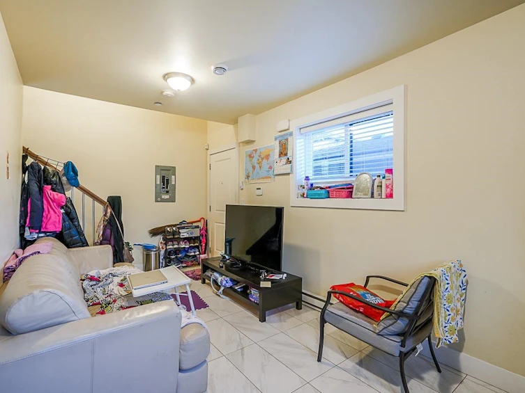 1838 E 49th Avenue, Vancouver, BC, V5P 1T3 - 29