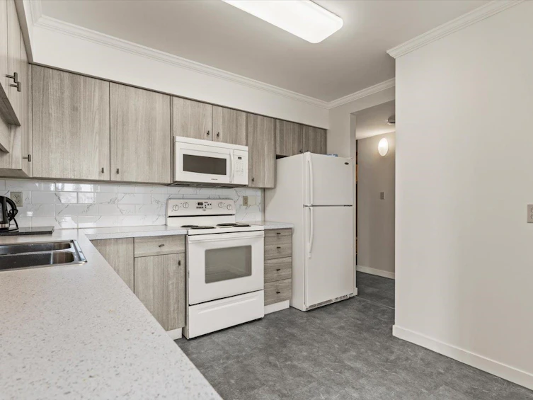403-31955 Old Yale Road, Abbotsford, BC, V2T 4N1 - 16