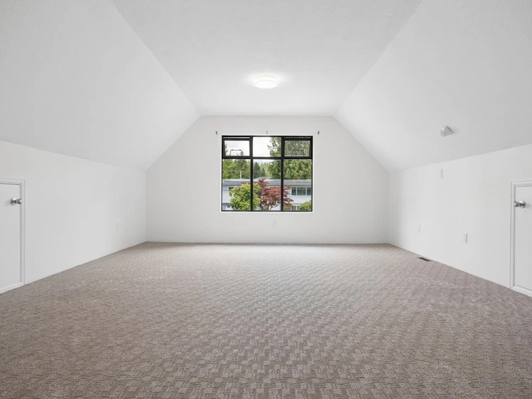 2446 Tolmie Avenue, Coquitlam, BC, V3K 3E7 - 24
