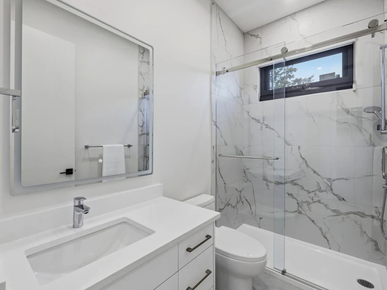 1946 143a Street, Surrey, BC, V4A 7T1 - 25