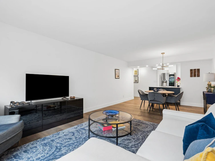 204-1860 Robson Street, Vancouver, BC, V6G 3C1 - 7