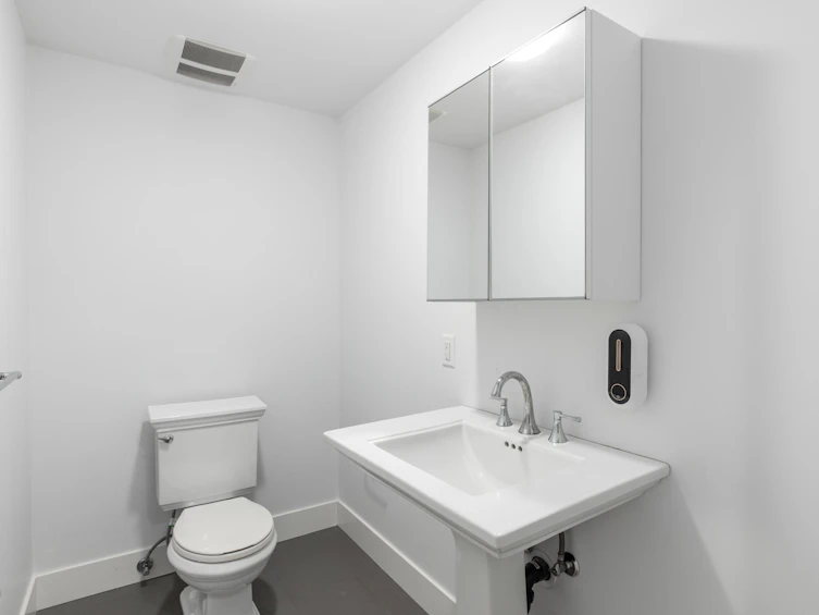 6297 Mackenzie Street, Vancouver, BC, V6N 1H4 - 22