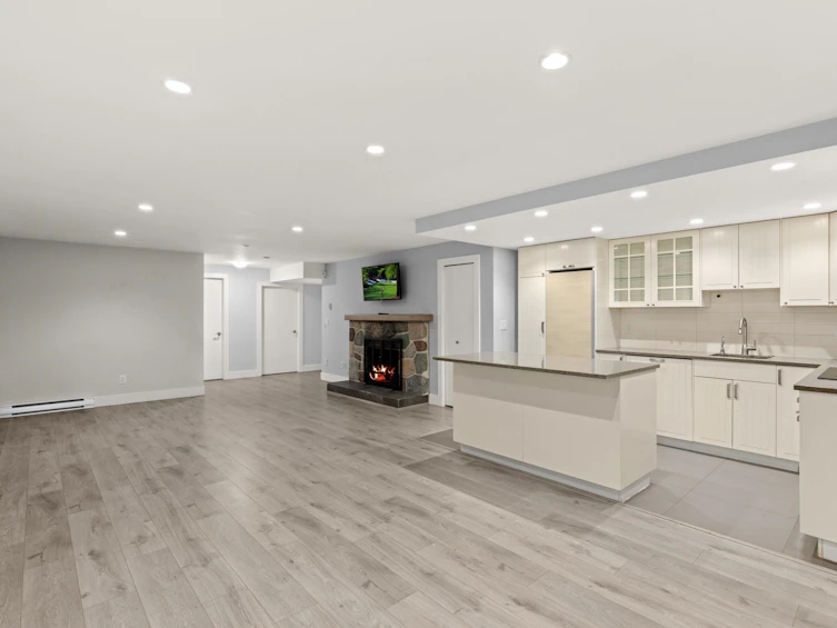 6297 Mackenzie Street, Vancouver, BC, V6N 1H4 - 18