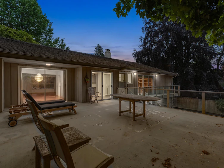 6297 Mackenzie Street, Vancouver, BC, V6N 1H4 - 30