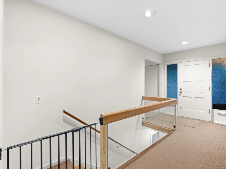 6297 Mackenzie Street, Vancouver, BC, V6N 1H4 - 3