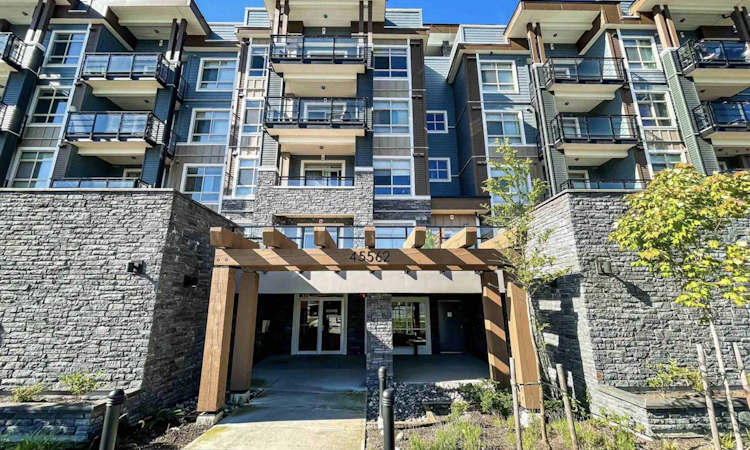 403-45562 Airport Road