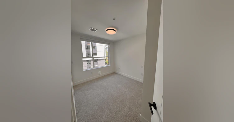 303-13455 94a Avenue, Surrey, BC, V3V 0H3 - 6
