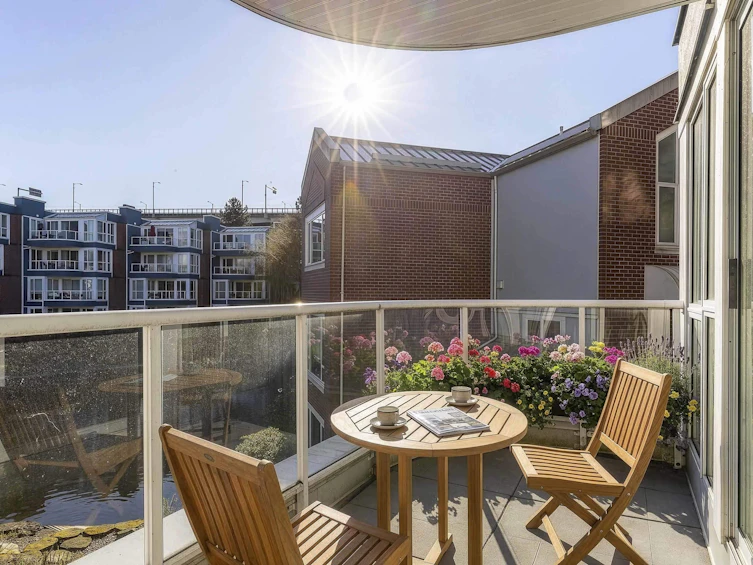 202-1551 Mariner Walk, Vancouver, BC, V6J 4X9 - 32