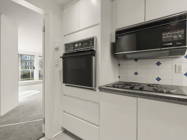 202-1551 Mariner Walk, Vancouver, BC, V6J 4X9 - 18