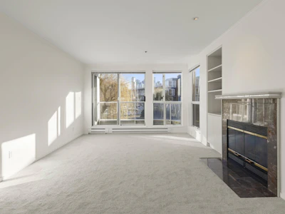 202-1551 Mariner Walk - 5