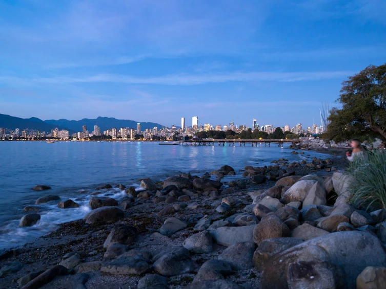 2950 W 8th Avenue, Vancouver, BC, V6K 2C1 - 28