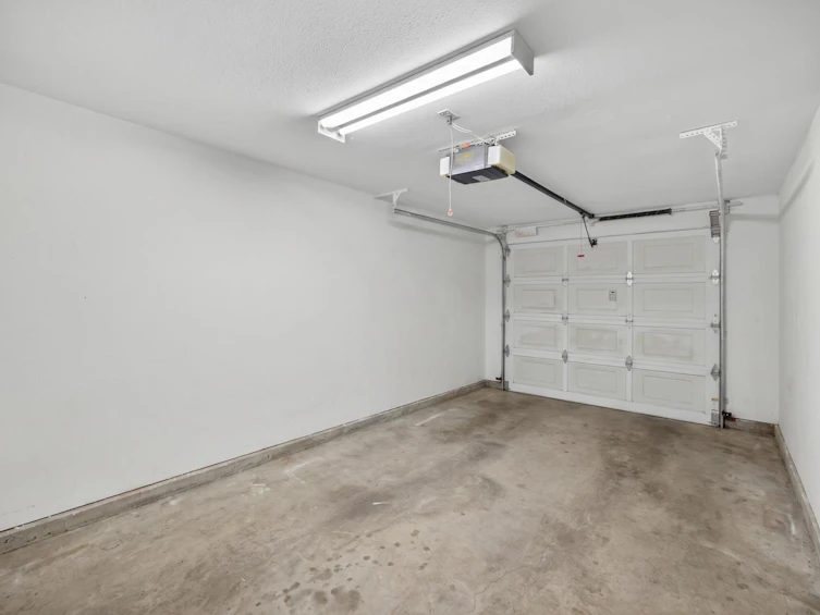 2950 W 8th Avenue, Vancouver, BC, V6K 2C1 - 19