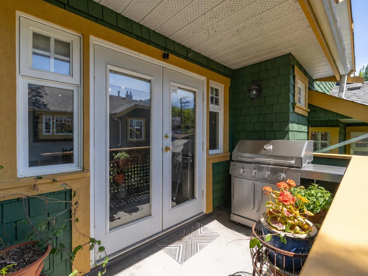 2950 W 8th Avenue, Vancouver, BC, V6K 2C1 - 18