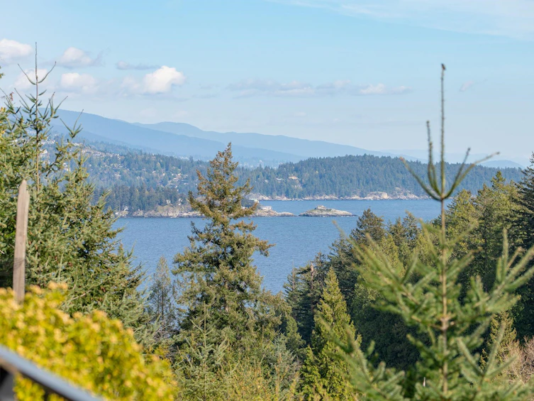 889 Cowan Point Drive, Bowen Island, BC, V0N 1G2 - 5