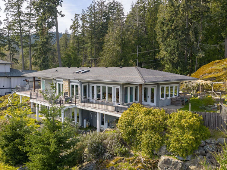 889 Cowan Point Drive, Bowen Island, BC, V0N 1G2 - 9
