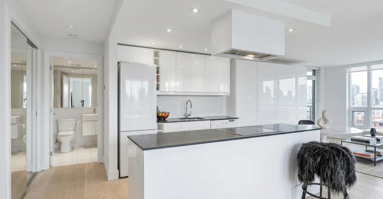 1806-1725 Pendrell, Vancouver, BC, V6G 2X7 - 13