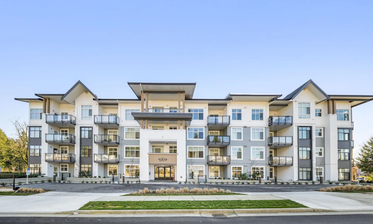 211-33920 Best Avenue
