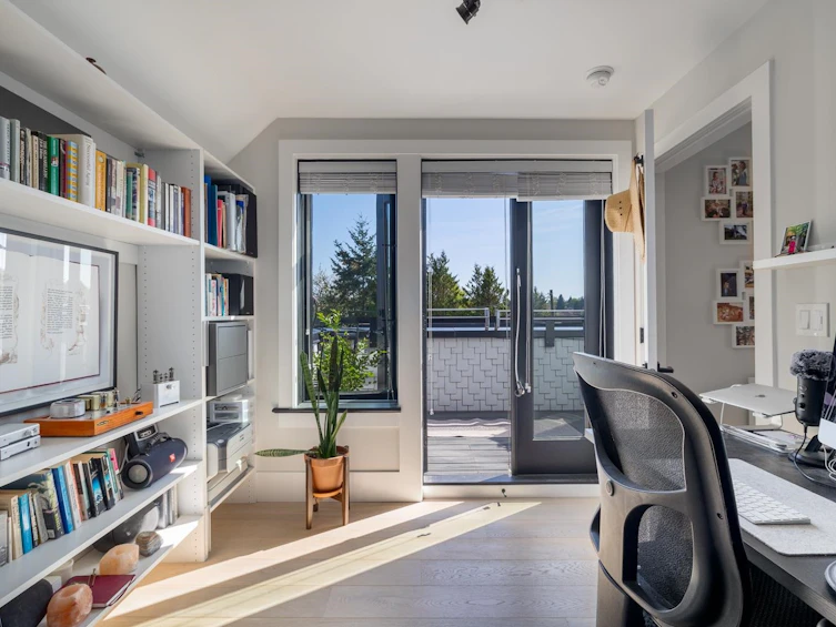 3918 Carolina Street, Vancouver, BC, V5V 1X8 - 30