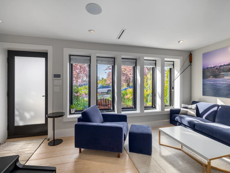 3918 Carolina Street, Vancouver, BC, V5V 1X8 - 6